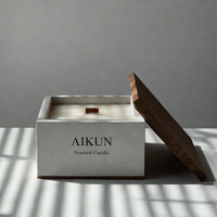 Lilin Aromaterapi Mewah AIKUN dalam Wadah Semen Persegi dengan Sumbu Kayu dan Tutup Kayu untuk Dekorasi Rumah dan Hadiah