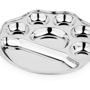 Plateau repas rectangulaire en acier inoxydable électrolytique à 7 compartiments pour restaurants de restauration rapide et usage scolaire avec assiettes à dîner - Product Image 3