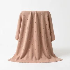Manta de Bebé Tejida Suave con Patrón de Ojales, Ligera y Acogedora, para Recién Nacidos y Niños Pequeños - Product Image 5
