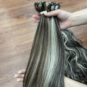 Extensions de cheveux naturels ondulés et lisses de couleur piano, tissage de qualité supérieure, cheveux humains vietnamiens, prêts à être expédiés - Product Image 1