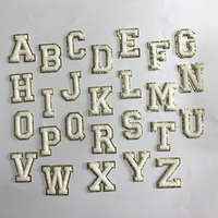 Patch brodé personnalisé en feutre non tissé rose avec lettres de l'alphabet, thermocollant ou à coudre, pour vêtements, chapeaux, sacs, vestes, sacs à dos