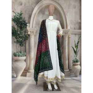 Robe Anarkali et pantalon Kavya Fab Designer avec dupatta en blanc, taille L, pour les soirées - Product Image 3