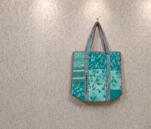 Bolso Tote Acolchado Bohemio Aqua Patchwork para Mujer, Hecho a Mano, de Algodón Floral, para Compras, Venta al por Mayor, Fabricante Exportador - Product Image 4