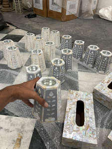 ถาดเปลือกหอยมุกทรงสี่เหลี่ยมผืนผ้า งานฝีมือ ทำจากวัสดุธรรมชาติ เป็นของขวัญสำหรับรอมฎอนและขึ้นบ้านใหม่ นำเข้าจากอินเดีย ขายส่ง - Product Image 4