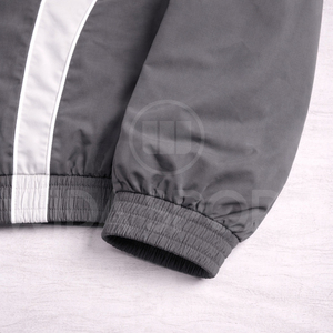 Ensemble de survêtement coupe-vent d'hiver deux pièces léger et imperméable pour le sport en extérieur et l'entraînement en salle de sport – Vente en gros - Product Image 5