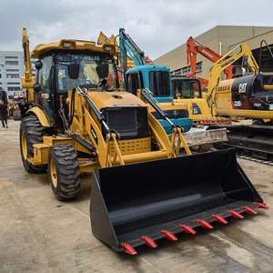 Chargeuse-pelleteuse Caterpillar Cat 420F d'occasion avec godet frontal et godet de terrassement arrière pour travaux de construction en Autriche - Product Image 3