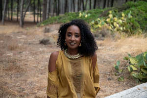 Top Bohemio de Algodón con Hombros Descubiertos, Detalle de Flecos, Talla Única, Hecho a Mano, Ropa de Festival, Atuendo Bohemio de Verano - Product Image 5