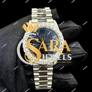 Relojes Mecánicos Automáticos VVS de Alta Demanda, Totalmente Cubiertos de Diamantes, Esfera de Diamante Natural Plateada, Disponibles para la Venta - Product Image 4