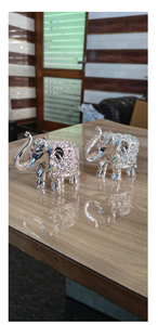 Élégante Figurine d'Éléphant Traditionnelle Vastu en Métal 3D, Tronc Ascendant, Plaqué Or 24 carats, Finition Antique Moderne Faite à la Main, Mariage Diwali - Product Image 5