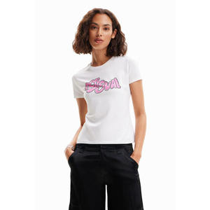 Camiseta con estampado de texto y eslogan para mujer, mezcla de algodón suave, manga corta, informal, de verano, ligera, cómoda y ajustada - Product Image 1