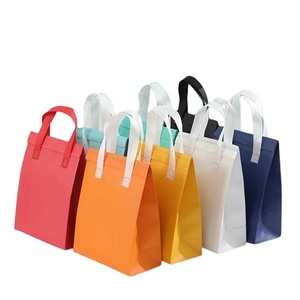 Non-woven Fabric Food Delivery <b>Bags</b> with Custom Logo Printed Reusable Thermal Insulated Takeout <b>Packaging</b> <b>Bag</b> - Product Image 1