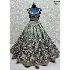 Collections de velours de vêtements de mariée indiens pour la mariée avec le travail de Zarkhan par Fabzone - Product Image 5