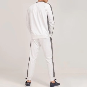 Conjunto Deportivo de Invierno para Hombre, Color Negro, Sudadera de Manga Larga con Cuello Redondo, Pantalones Deportivos con Cordón y Logotipo Frontal, Ropa Deportiva Informal de Punto - Product Image 6