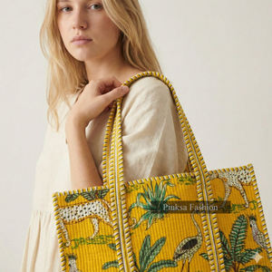 Bolso Tote de Algodón Acolchado de Jaipur al por Mayor con Cierre de Cremallera - Bolso Grande de Verano con Estampado de Animales de Safari para Viajes y Playa - Product Image 5