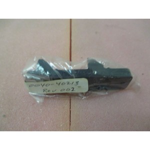 AMAT 0040-40213 บล็อกออปติกส์แบบเซ็นเซอร์คู่ - อุปกรณ์และชิ้นส่วนเซมิคอนดักเตอร์ระดับโลกที่เชื่อถือได้ - Product Image 3