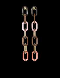 Cadena Decorativa de Resina Artesanal Lumorelle, Cadena Elegante Hecha a Mano con Forma Artística Contemporánea y Superficie Brillante - Product Image 1
