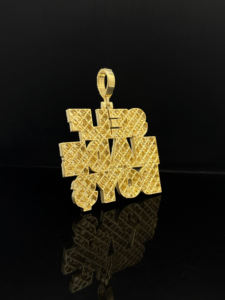 Pendentif Hip Hop Street Hustle personnalisé en alliage plaqué or avec CZ glacé - Product Image 2