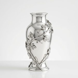 Vase à fleurs traditionnel en laiton fait main de 26 cm avec finition argentée et motif de vigne pour centre de table de mariage et décoration intérieure - Product Image 1