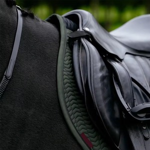 Tapis de selle d'équitation respirants et élégants pour l'entraînement en extérieur – Confortables et disponibles en gros - Product Image 4