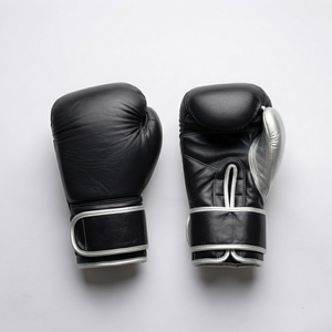 Guantes de Boxeo de Cuero Genuino con Correa de Muñeca Ajustable y Cierre de Gancho y Bucle, Negros y Plateados, 12oz, Guantes de Sparring Unisex - Product Image 1