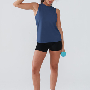 Camiseta sin mangas de calidad premium para mujer, estilo atlético, chaleco deportivo, ropa de calle sencilla, ropa de gimnasio, camisetas sin mangas con logo personalizado para mujer - Product Image 3