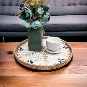 ถาดหวายลายไม่ซ้ำใคร งานแฮนด์เมดสไตล์มินิมอล ใช้สำหรับเสิร์ฟขนมและชา มีจำหน่ายจากอินเดีย โดย UO - Product Image 1