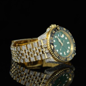 Reloj mecánico de lujo para hombre, de oro amarillo, esfera verde, bisel de diamantes, caja redonda de 40mm, cristal de zafiro, fecha automática, zona horaria múltiple - Product Image 3