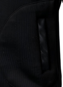 Blouson universitaire noir pour homme, manches en toile, boutons dissimulés, col mandarin, coupe ajustée, style urbain, collection hiver 2027 - Product Image 4