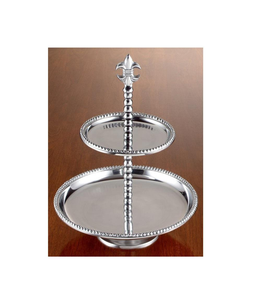 Elegante soporte redondo de metal plateado de 3 niveles para tartas con cuentas de cristal colgantes para exhibición de buffet de bodas, decoración de panadería - Product Image 1
