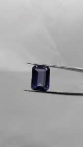 Par de Gemas Sueltas de Alejandrita Sintética Creada en Laboratorio con Corte Octogonal |   Cambio de Color |   Piedra de Joyería Facetada de Precisión de 10x14 mm y 20.25 ct - Product Image 3