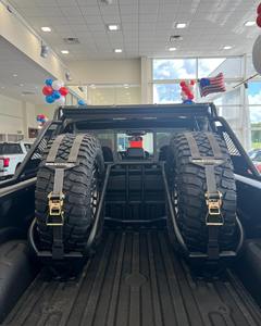 Utilisé 2022 She"lby Super Baja Super Duty Lariat 4x4 - Product Image 3