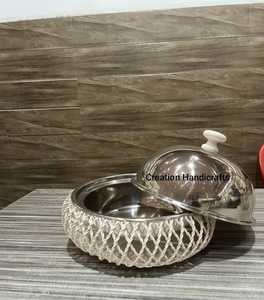 Luxury Premium Hammered Gold Casserole Pot with Lid Elegant Serving Dish for Dining <b>Table</b> - Product Image 5