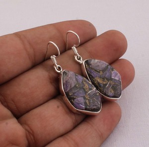 Pendientes de Plata de Ley 925 con Charoita Morada y Cobre, Piedra Preciosa Compuesta Natural, Forma Elegante, Pendientes Colgantes Hechos a Mano - Product Image 2