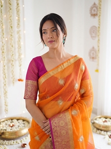 Sari en soie orange AARA Fashion avec bordure rose et travail Zari doré, protection solaire, tenue de mariage, sari indien traditionnel pour femme, longueur au sol - Product Image 3