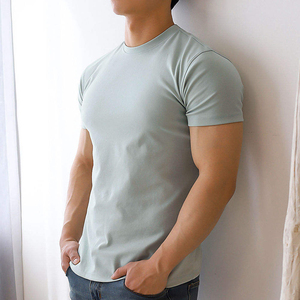 Camiseta Deportiva Ajustada para Hombre, 100% Algodón Transpirable con Cuello Redondo y Logotipo Personalizado con Serigrafía - Product Image 3