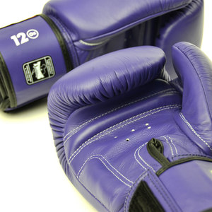 Guantes de Boxeo Profesionales Purple Twins para Kickboxing y Muay Thai, Transpirables, Antideslizantes, con Cierre de Gancho y Bucle, Personalizables - Product Image 5