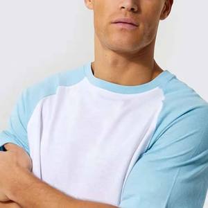 Camiseta de hombre blanca y azul claro, corte regular, cuello redondo, color sólido, informal, tejido de punto, 100% algodón jersey. - Product Image 3