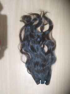 ผมต่อแบบเทปอิน เกรดพรีเมียม แท้ 100%  แบบเวอร์จิ้น  นุ่มลื่น เงางาม  ลอนตรง  น้ำหนัก 100 กรัม  ผมอินเดีย  แบบสองชั้น  สีธรรมชาติ  หนาแน่น - Product Image 3