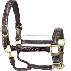 Caballo de cuero marrón de costura de doble capa, diseño personalizado con relleno suave en la corona y ajuste a prueba de óxido - Product Image 1