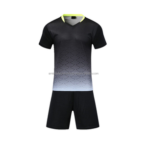 Conjunto de ropa de fútbol sublimada personalizada de alta calidad unisex servicio al por mayor OEM para Kit de uniforme de fútbol - Product Image 3