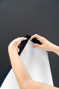 Entoilage thermocollant de qualité supérieure, offrant douceur et maintien de la forme aux vêtements - Product Image 3