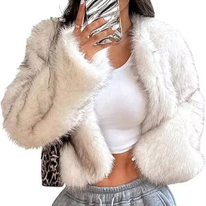 Manteau court en fausse fourrure de renard pour femme, personnalisé, vente en gros, avec grand col à revers, manches longues, style court - Product Image 1