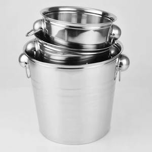 Fantástico cubo de hielo de acero inoxidable, solución ideal para bartenders profesionales y organizadores de eventos. - Product Image 4