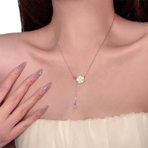 Collar de Perlas de Agua Dulce de Plata de Ley S925 para Mujer, Colgante de Perla Blanca Grande de 12-13 mm con Incrustaciones de Circonitas en Forma de Estrellas, Cadena para Clavícula - Product Image 5