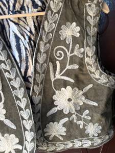 Veste Courte en Velours Légère Brodée à la Main pour Femme, Broderie Traditionnelle Faite Main, Mode Bohème en Coton – Vente en Gros - Product Image 5