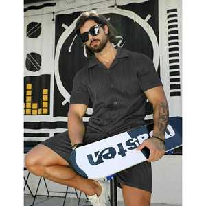 ชุดเสื้อยืดแขนสั้นและกางเกงขาสั้นลายคลื่นสีพื้นสำหรับผู้ชายรุ่นใหม่ปี 2025 ระบายอากาศได้ดี สวมใส่สบาย - Product Image 5