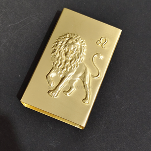 Boîtier de briquet en laiton de luxe avec logo personnalisé en relief, design sur mesure, manchon métallique haut de gamme, fabricant de formes et tailles personnalisées - Product Image 6