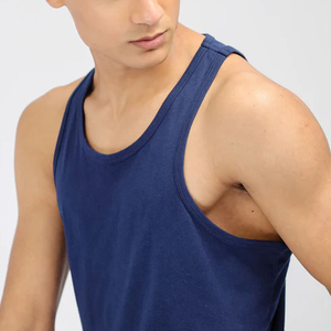 เสื้อกล้ามผู้ชายคุณภาพสูง ผลิตจากผ้าฝ้าย/โพลีเอสเตอร์ แห้งเร็ว สวมใส่สบาย ราคาขายส่ง รับผลิตเสื้อกล้ามตามแบบที่ต้องการ - Product Image 5