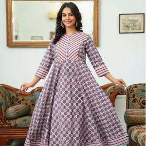 ชุดคุर्ตาอานาร์กาลีผ้าฝ้ายพิมพ์ลายดอกไม้สีชมพูทรงบาน ขายส่ง เสื้อผ้าพื้นเมืองแบบดั้งเดิม สวมใส่สบายๆ สำหรับงานเทศกาล เสื้อผ้าผู้หญิงสำหรับฤดูร้อน จัดส่งรวดเร็ว - Product Image 1