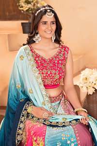 Lehenga Choli Radiante con Múltiples Colores Vibrantes, Bordado Intrincado en Plata, Estilo Tradicional, Materiales Reciclados, para Fiesta - Product Image 5